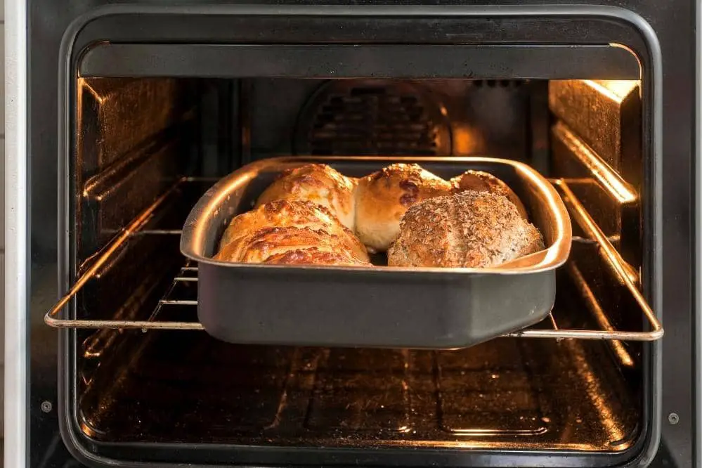 Fan or Conventional Oven for Baking Bread